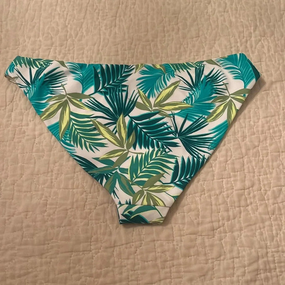 Full Tilt bikini bottoms size Medium NEW - Picture 5 of 5